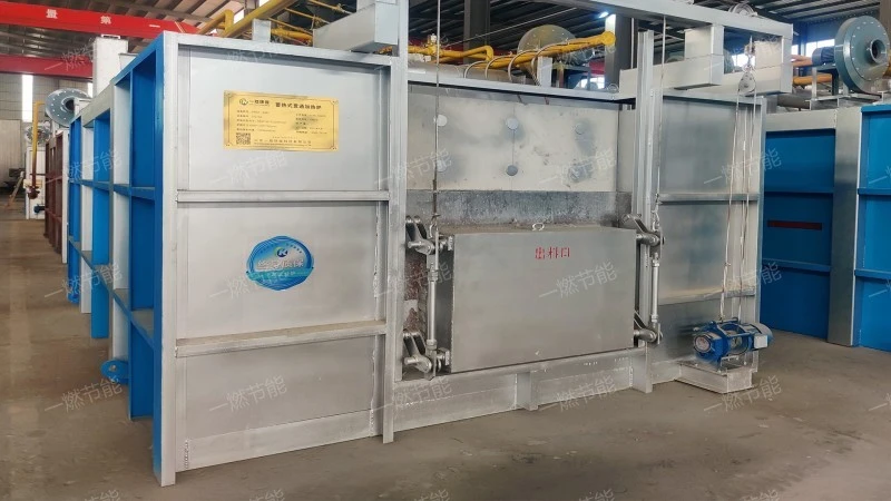 Regenerative through forging heating furnace