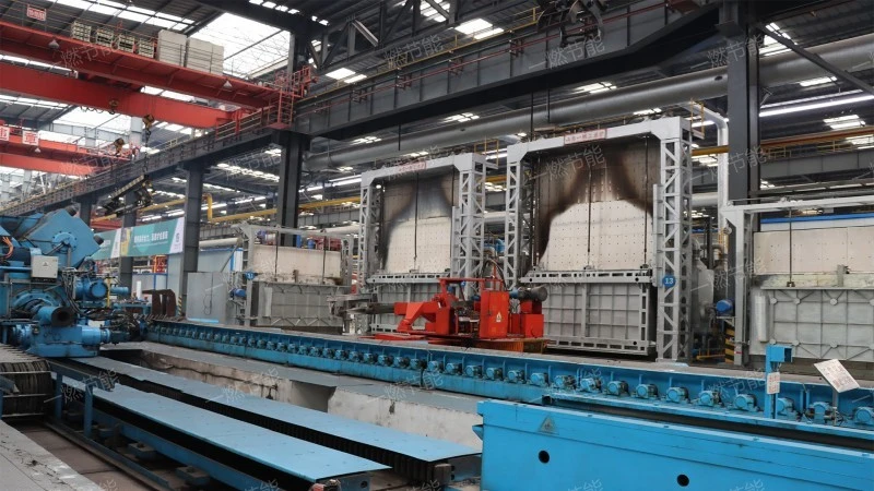 Regenerative natural gas tube heating furnace