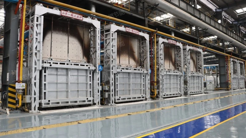 Regenerative burner tube quenching furnace