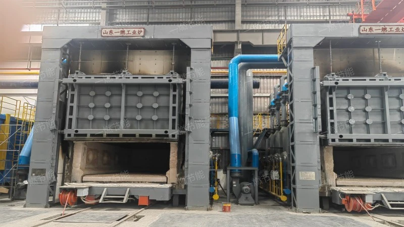 Large roller bottom heating furnace